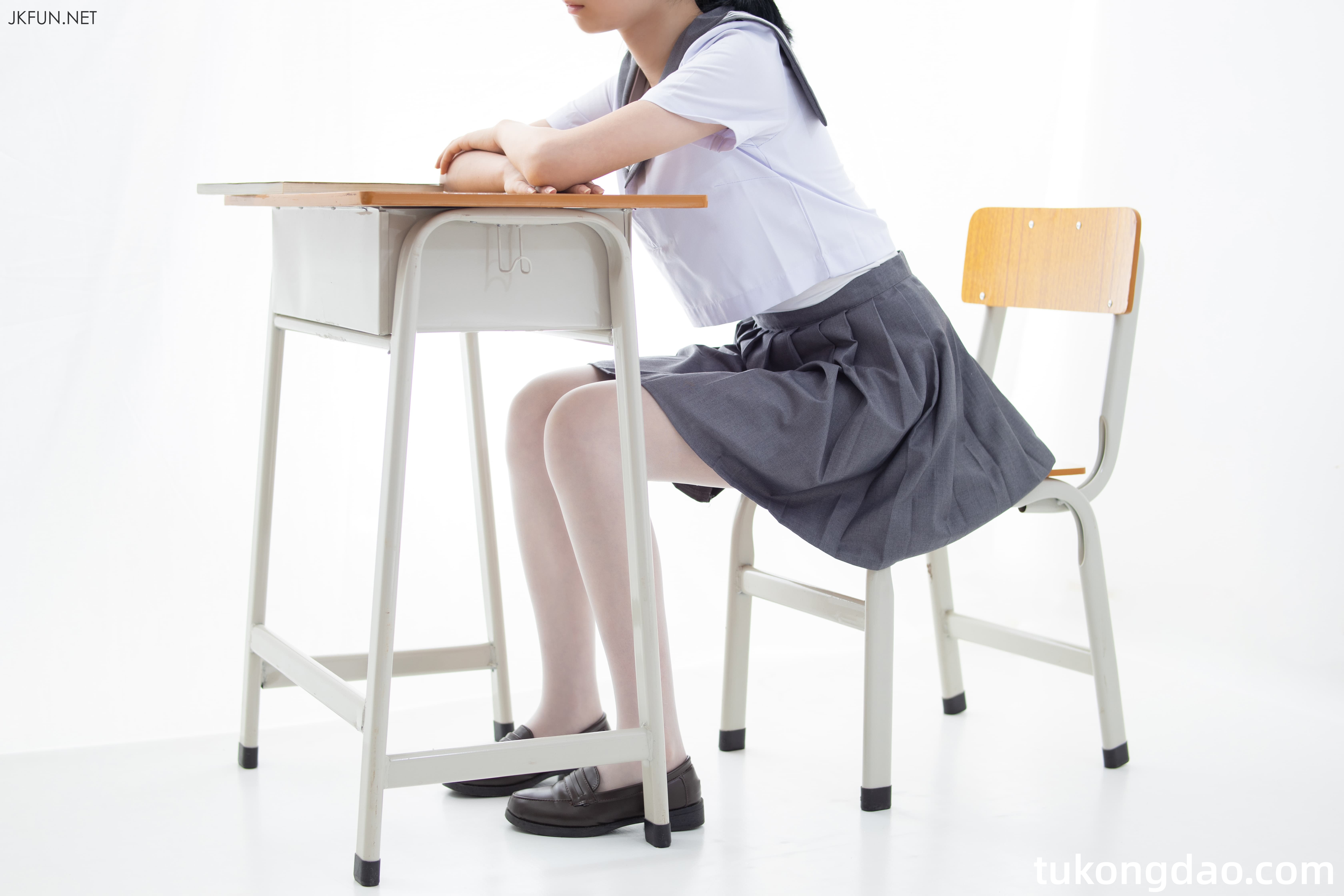 JKFUN-018 写真集 JKFUN-第2张